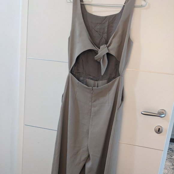 Aritzia wilfred Ecoulement Jumpsuit - Picture 2 of 3